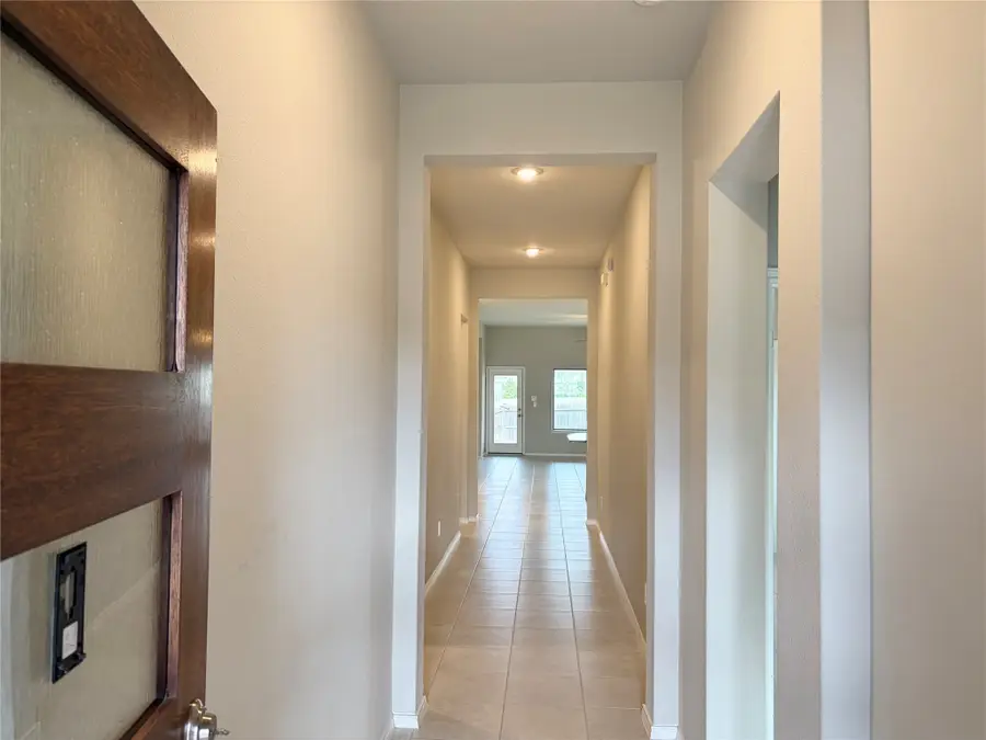 323 Avenue B, Richmond, TX 77406 - Image #3