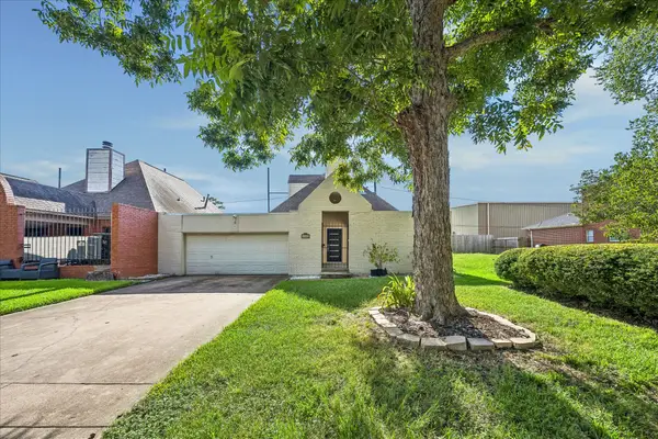 1715 Gingerleaf Lane, Houston, TX 77055