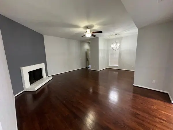 9809 Richmond Avenue #J1, Houston, TX 77042