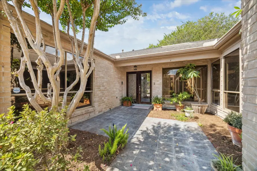 12222 Ravenmoor Drive, Houston, TX 77077 - Image #2