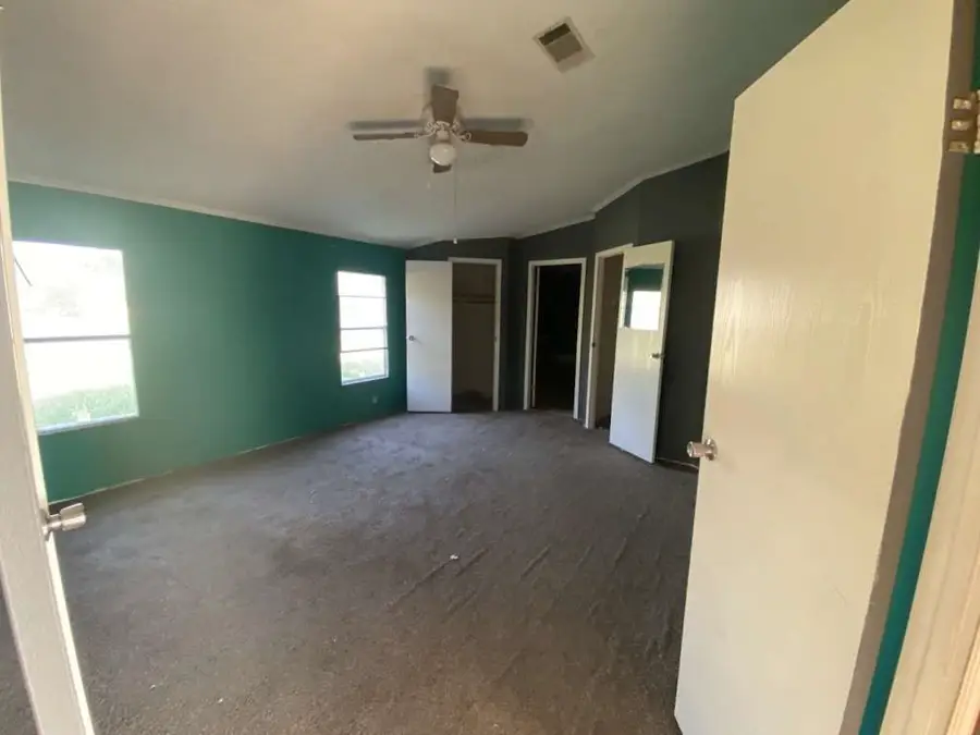 102 Bailey Lane, Van Alstyne, TX 75495 - Image #3