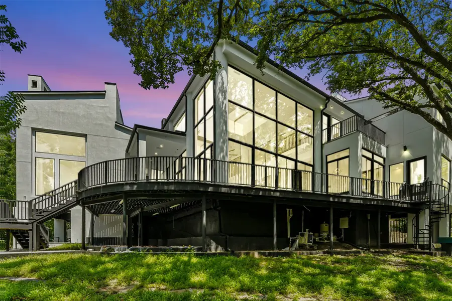 10663 Memorial Drive, Houston, TX 77024 - Image #2