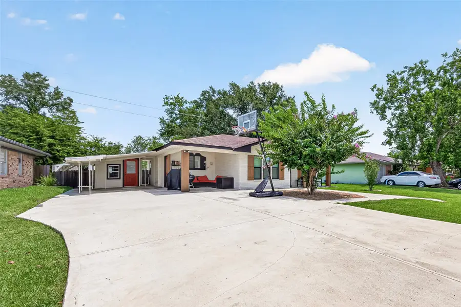 1005 Avenue D, Rosenberg, TX 77471 - #2