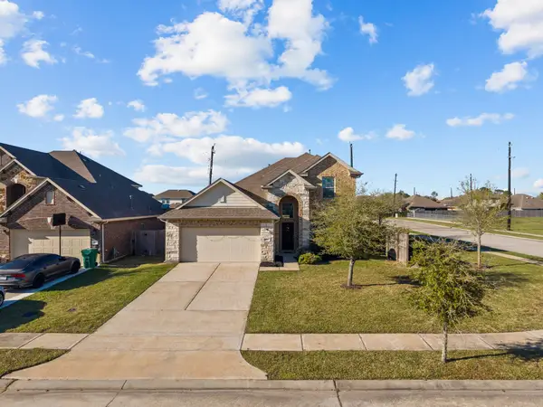 506 Waterside Ridge Lane, La Marque, TX 77568