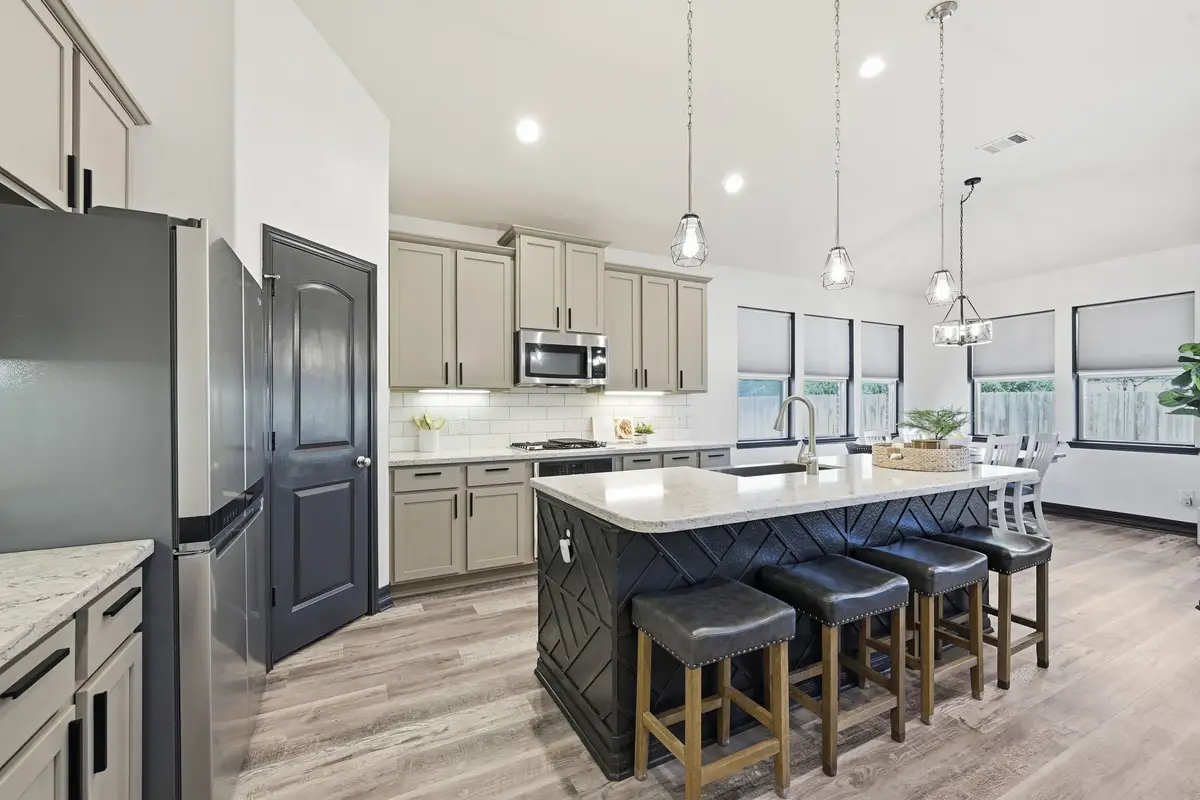 102 Hollow Terrace Court, Tomball, TX 77375 - Image #1