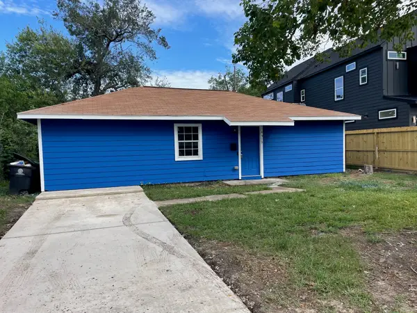 4913 Chennault Road, Houston, TX 77033