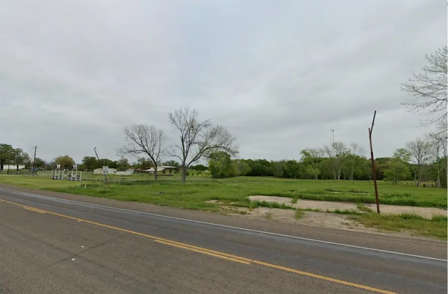 700 N May Street, Madisonville, TX 77864 - Image #2