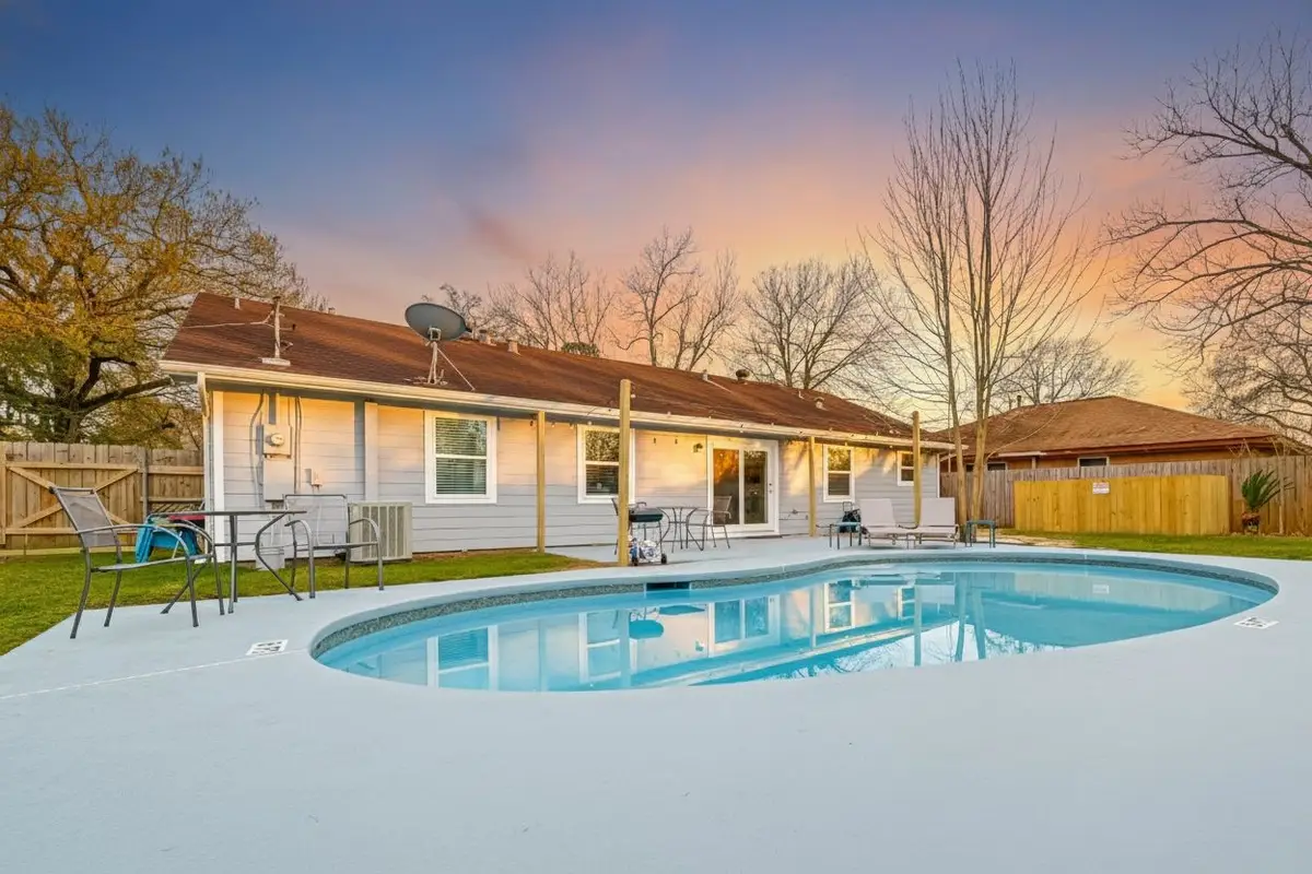 5330 Hialeah Drive, Houston, TX 77092 - Image #1