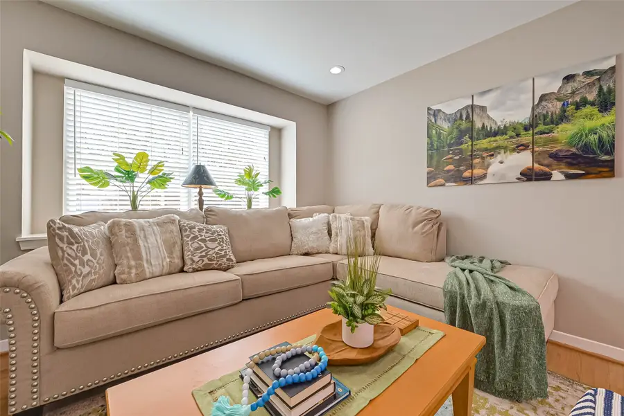 5330 Hialeah Drive, Houston, TX 77092 - Image #3