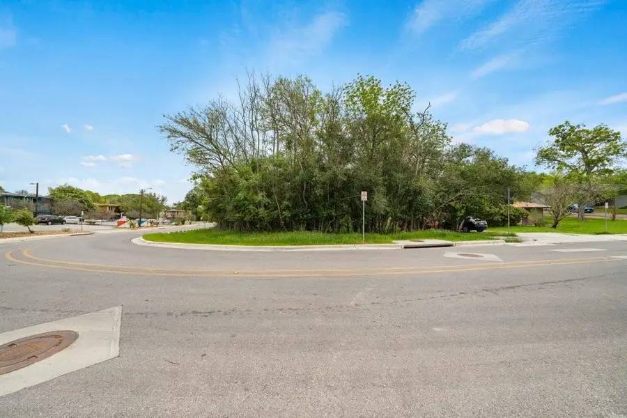 140 Coers Drive, San Marcos, TX 78666 - Image #2