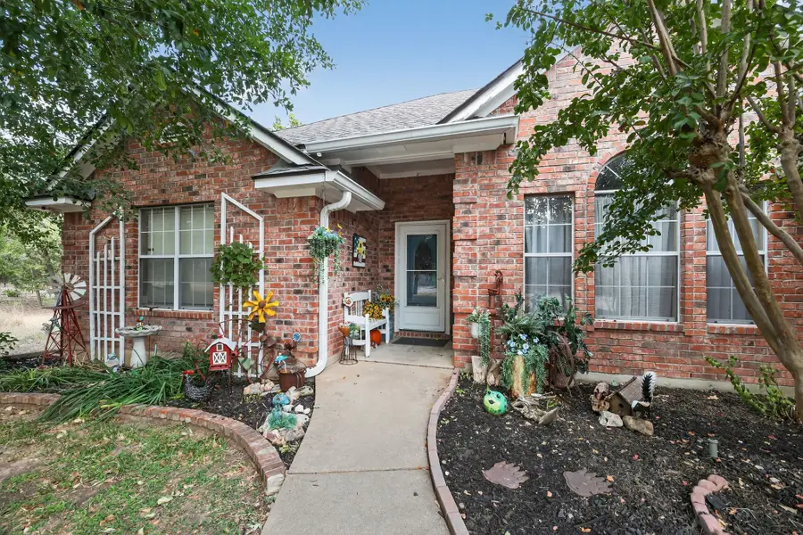 127 S Pohakea Drive, Bastrop, TX 78602 - Image #2