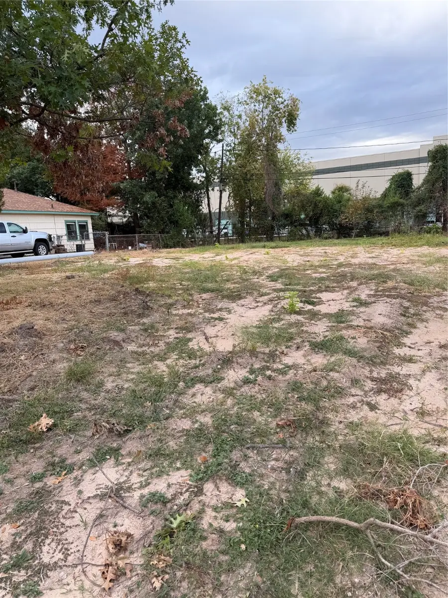 1510 Glen Oaks Street, Houston, TX 77008 - Image #2