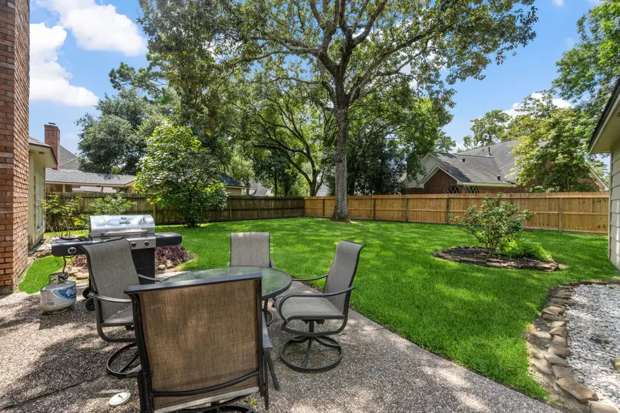 1931 Windy Green Drive, Kingwood, TX 77345 - Image #3