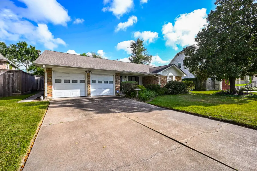4910 Yarwell Drive, Houston, TX 77096 - Image #3