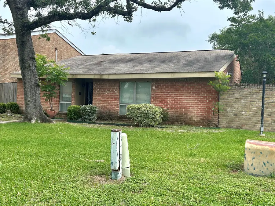 4803 Pebble Brook Street, Baytown, TX 77521 - #2