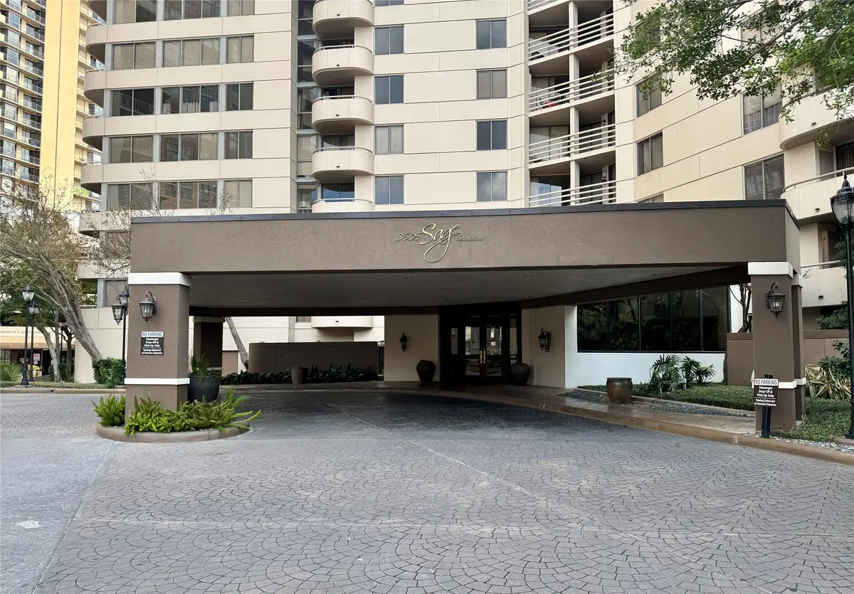 3525 Sage Road #813, Houston, TX 77056 - Image #1