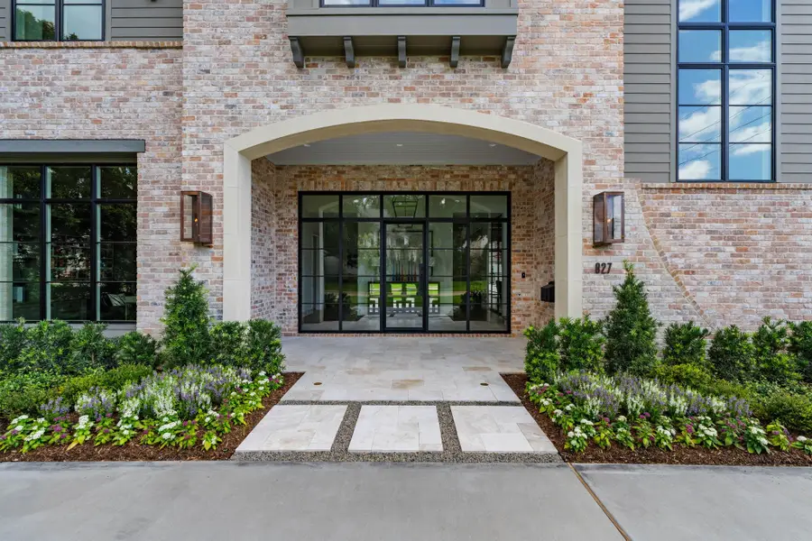 827 Rocky River Road, Houston, TX 77056 - #3