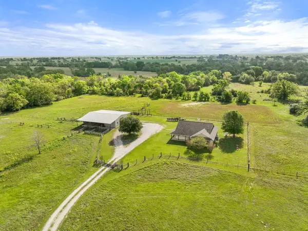 3817 Hardy Road, Madisonville, TX 77864