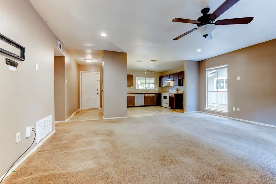 67 Marabou Place, The Woodlands, TX 77380 - Image #2