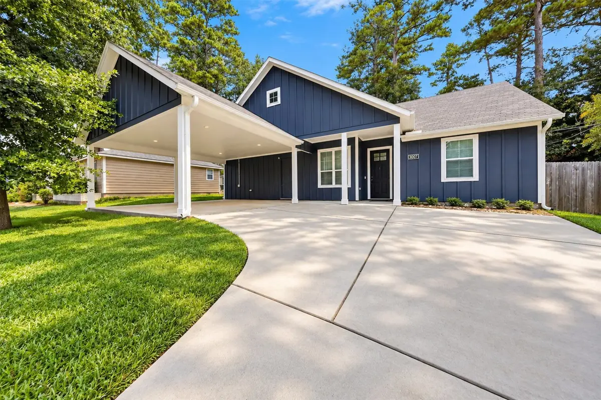 3007 Sand Drive, Huntsville, TX 77340 - #1