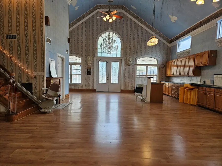 716 Dogwood Street, Robinson, TX 76706 - #2