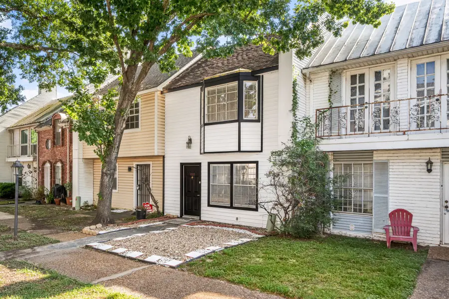 1257 E Witte Road #16, Houston, TX 77055 - Image #2