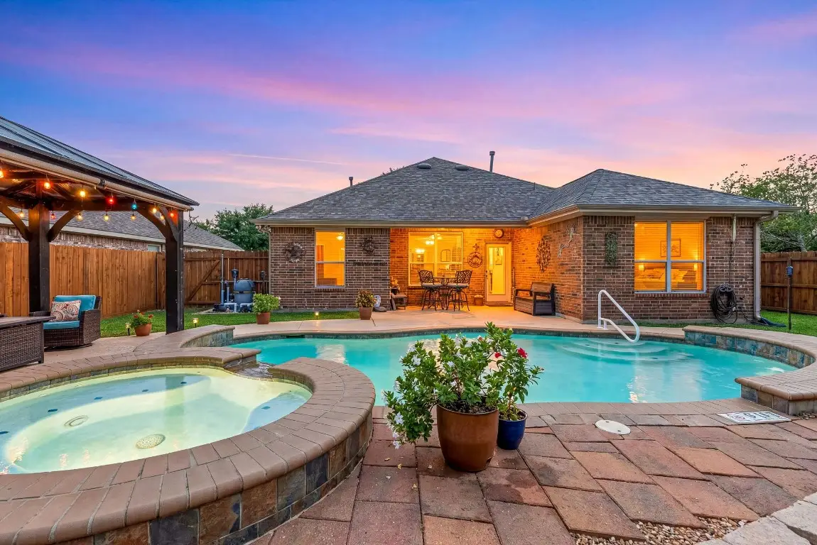 2526 Winged Dove Drive, League City, TX 77573 - #1