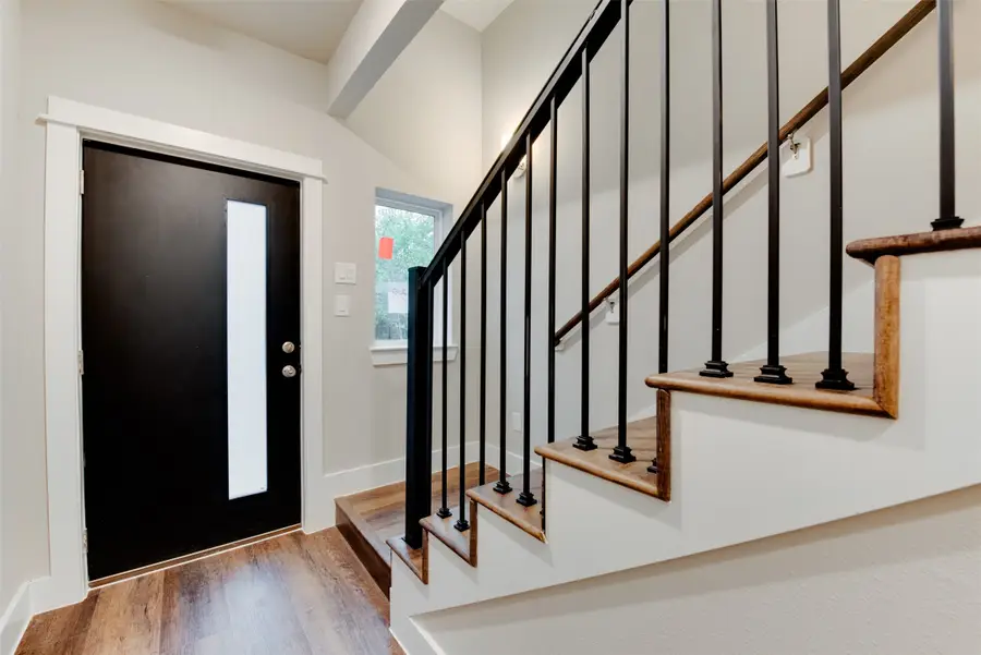 1424 W 34th 1/2 Street, Houston, TX 77018 - #2