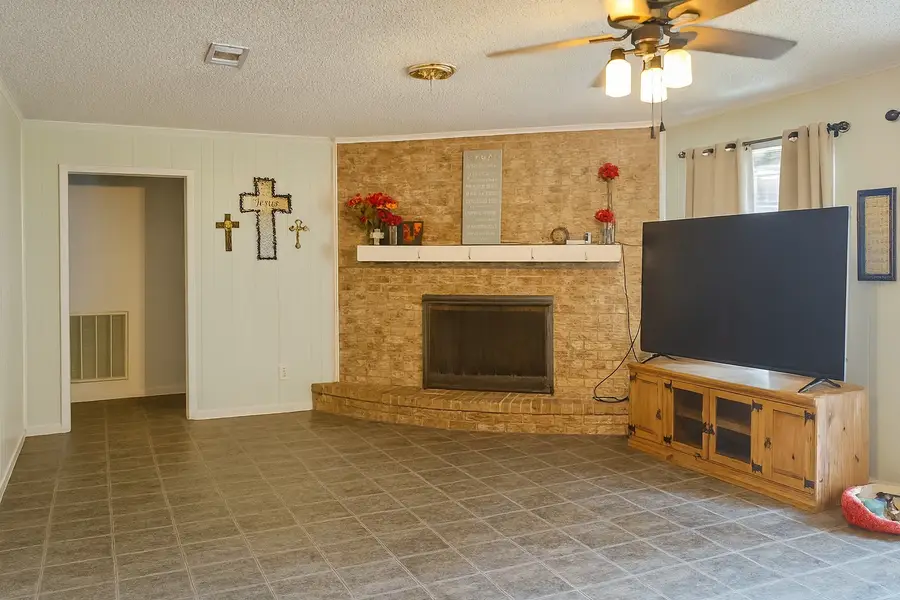 195 County Road 2171, Cleveland, TX 77327 - Image #3