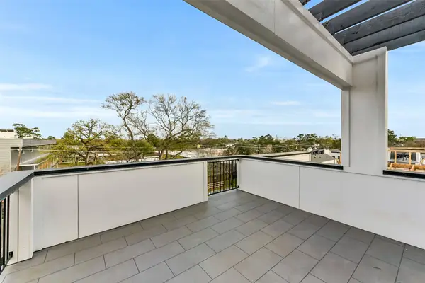 806 Fisher Street #F, Houston, TX 77018