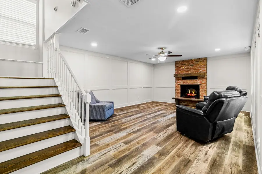 21 Red Oak Circle, Point Blank, TX 77364 - #2