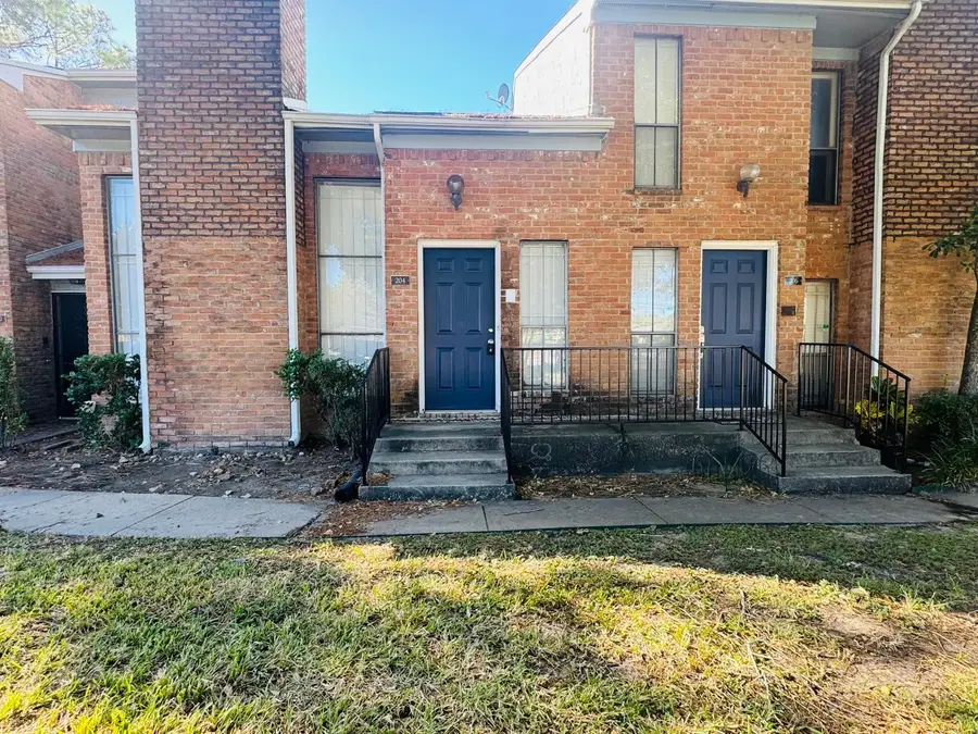 3200 S Gessner #204, Houston, TX 77063 - Image #2