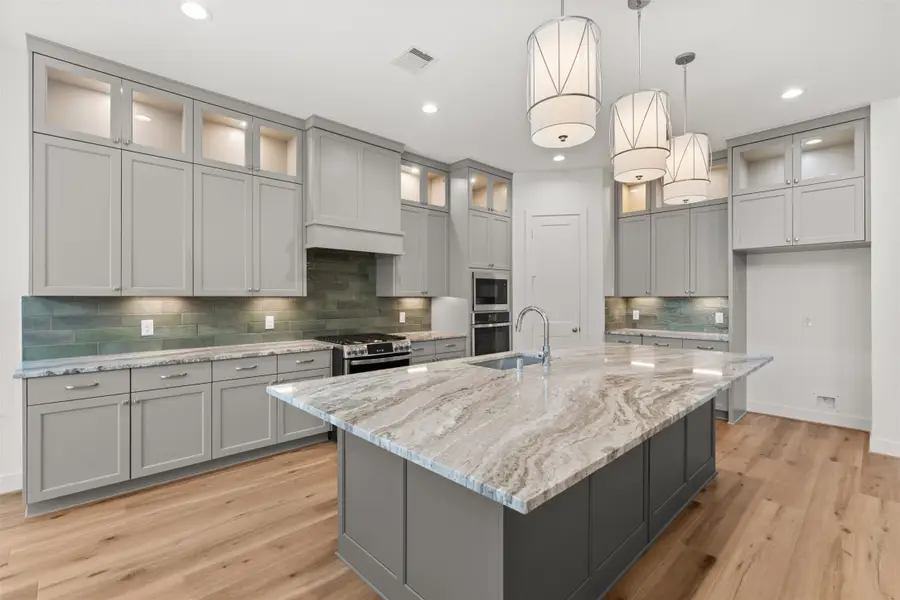 32414 Violet Dancer Court, Fulshear, TX 77441 - Image #2