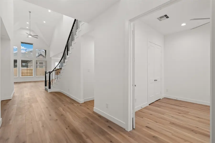 32414 Violet Dancer Court, Fulshear, TX 77441 - Image #3