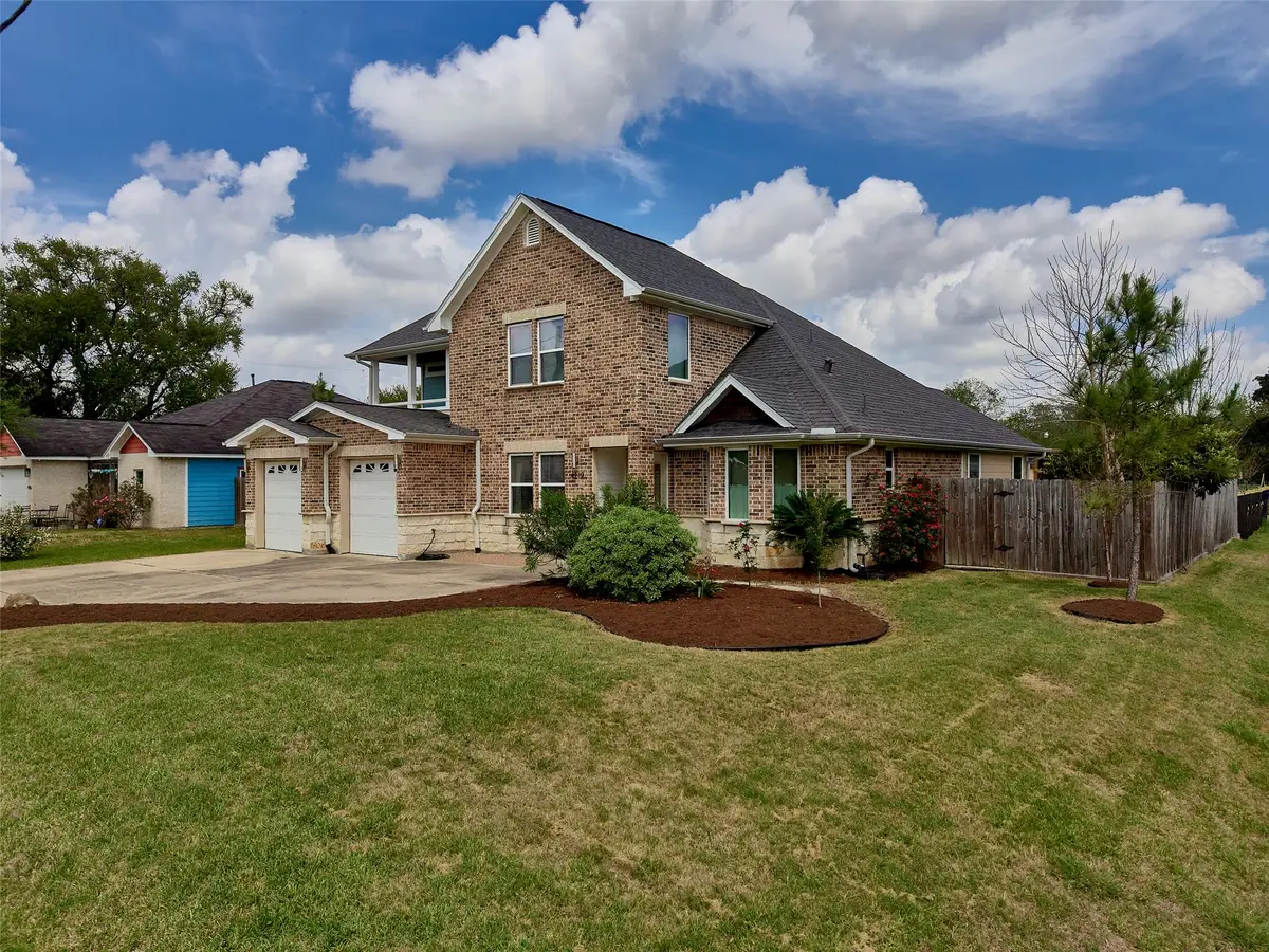 4219 Redbud Street Sw, Houston, TX 77051 - #1