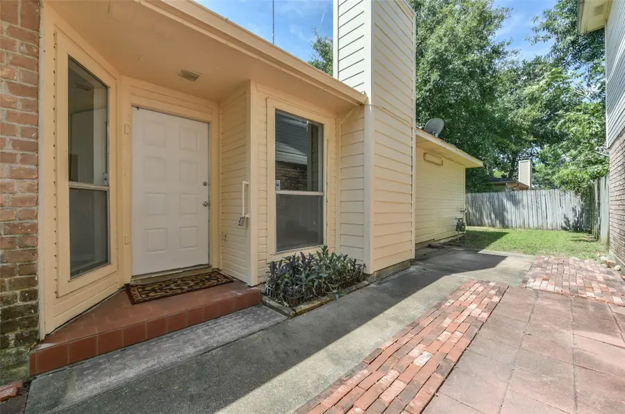 7823 Redlands Drive, Houston, TX 77040 - Image #3