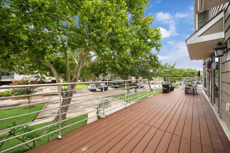 33 Lakewood Lane, Seabrook, TX 77586 - Image #2