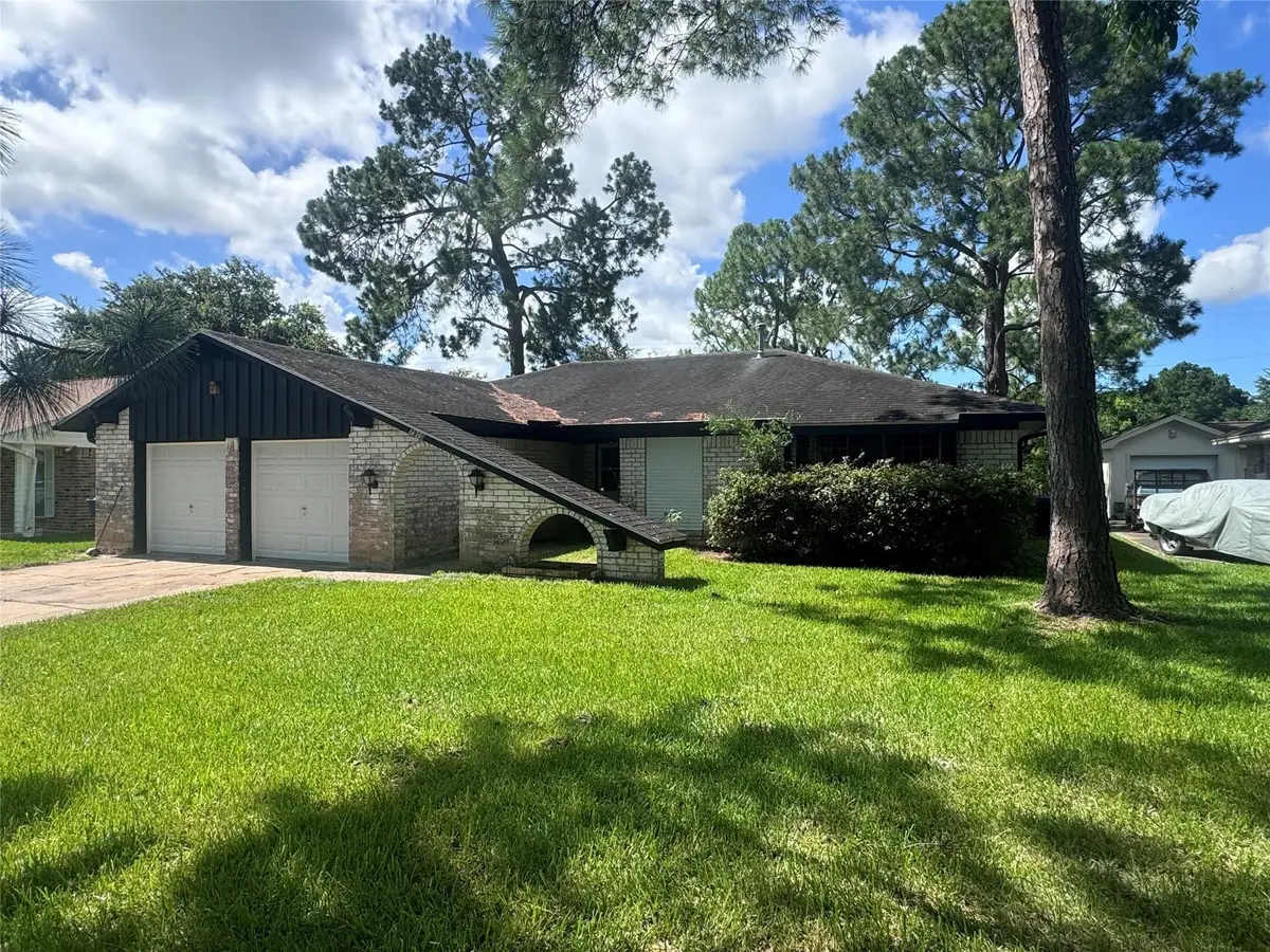 7910 Jonquil Drive, Texas City, TX 77591 - Image #1