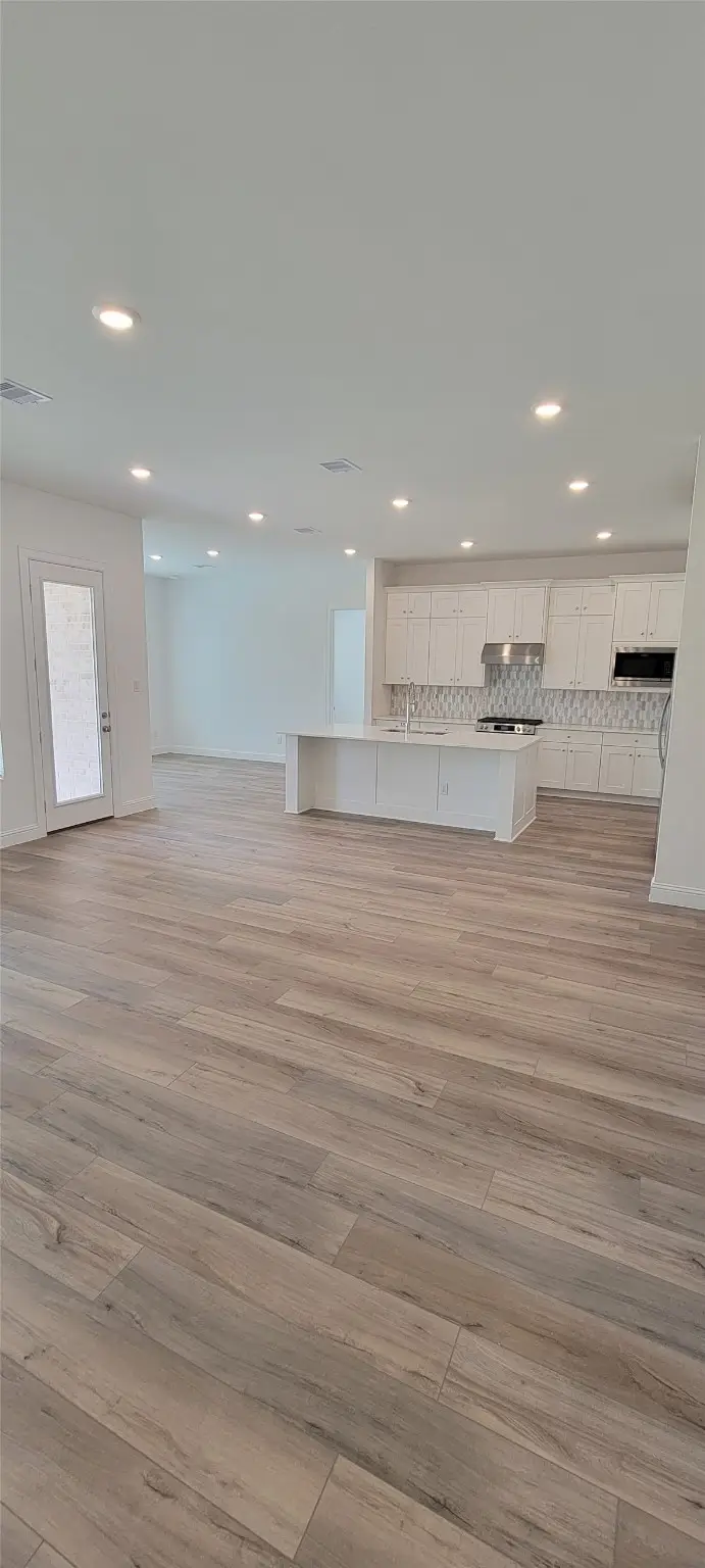 8022 Coastal Prairie Court, Porter Heights, TX 77365 - Image #3