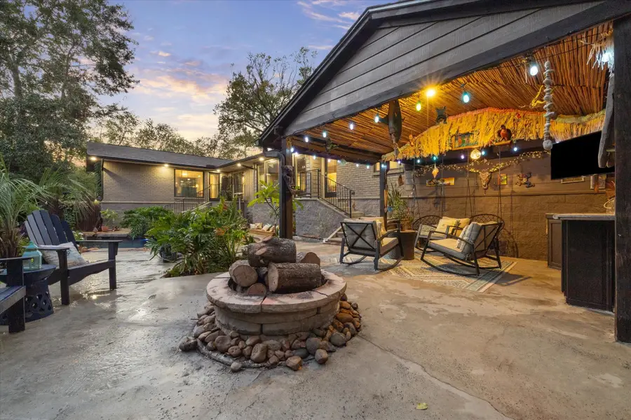 5 Tree Frog Drive, Houston, TX 77074 - Image #2