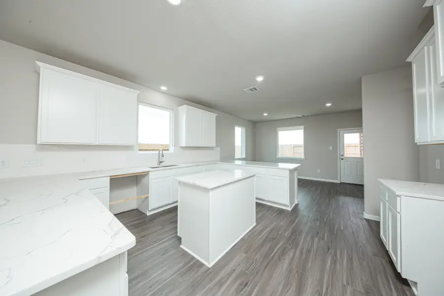 1909 Glacier Gorge Trail, Dayton, TX 77535 - Image #2