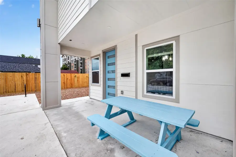 307 Neyland Street, Houston, TX 77022 - #2