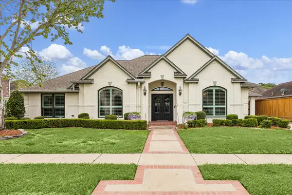 2313 Augusta Drive, Pearland, TX 77581