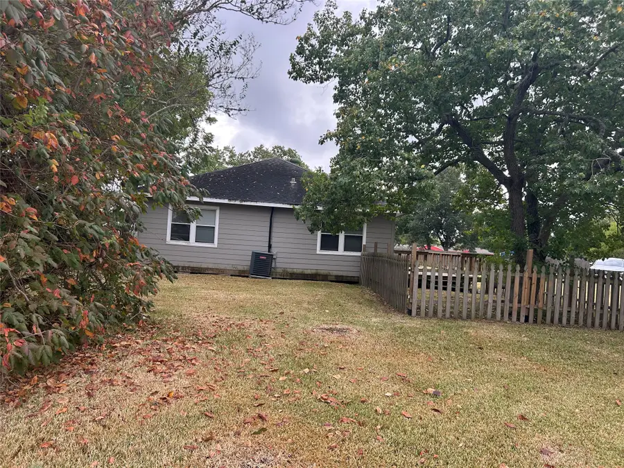 1021 Park Drive, La Porte, TX 77571 - #3