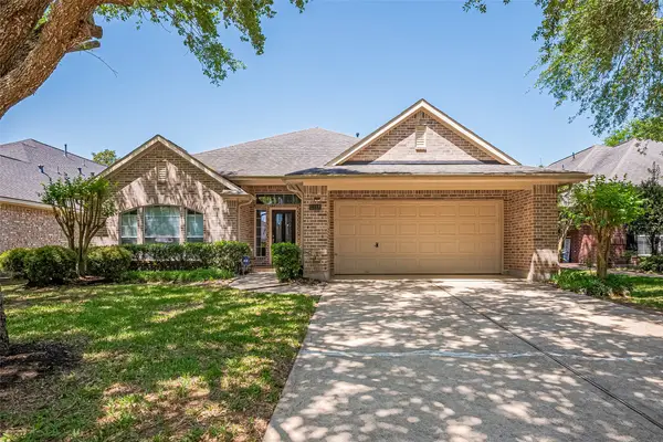 3318 Thistlegrove Lane, Sugar Land, TX 77498