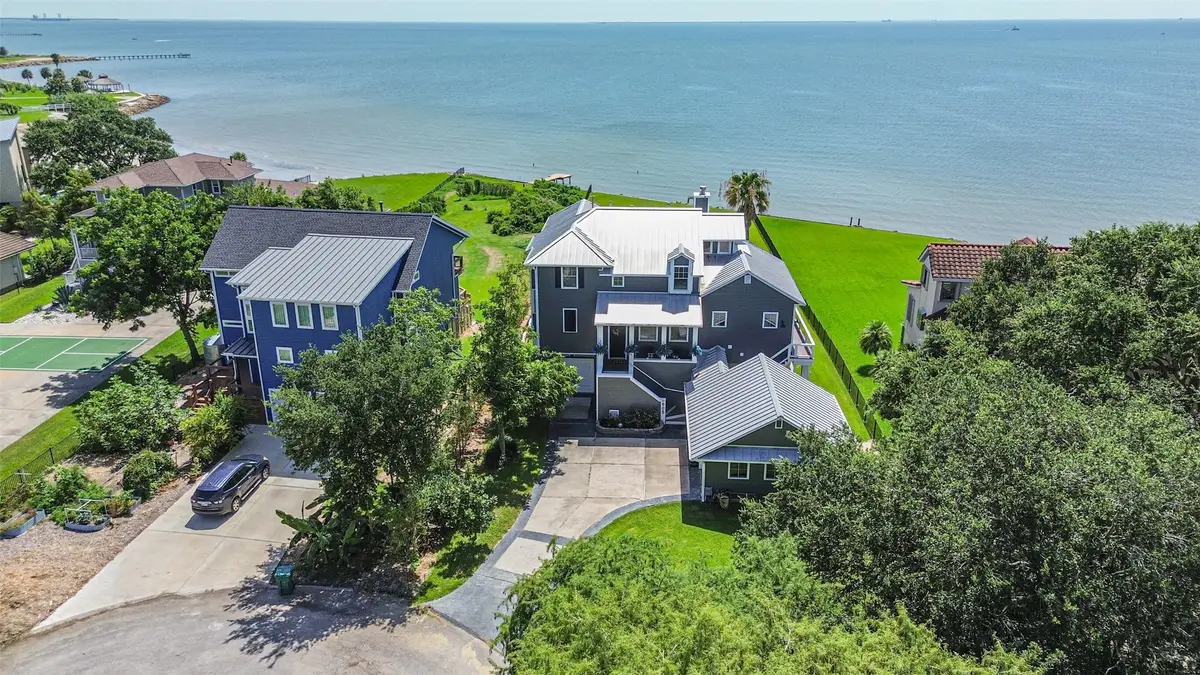 605 Quintana Roo Place, Seabrook, TX 77586 - #1