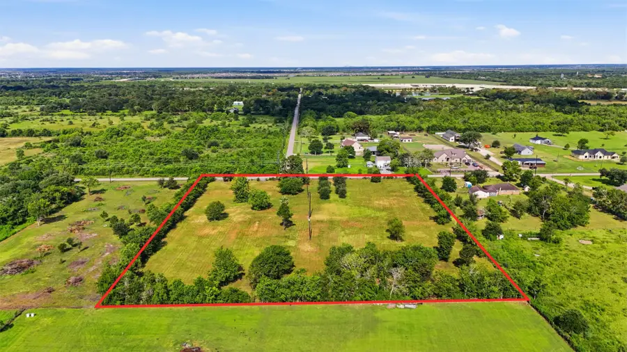 8511 County Road 79, Iowa Colony, TX 77583 - #3