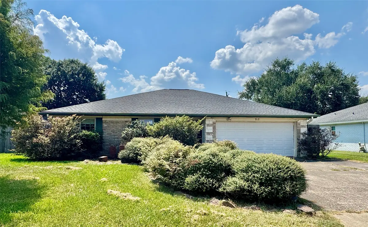 912 S 21st Street, Nederland, TX 77627 - Image #1