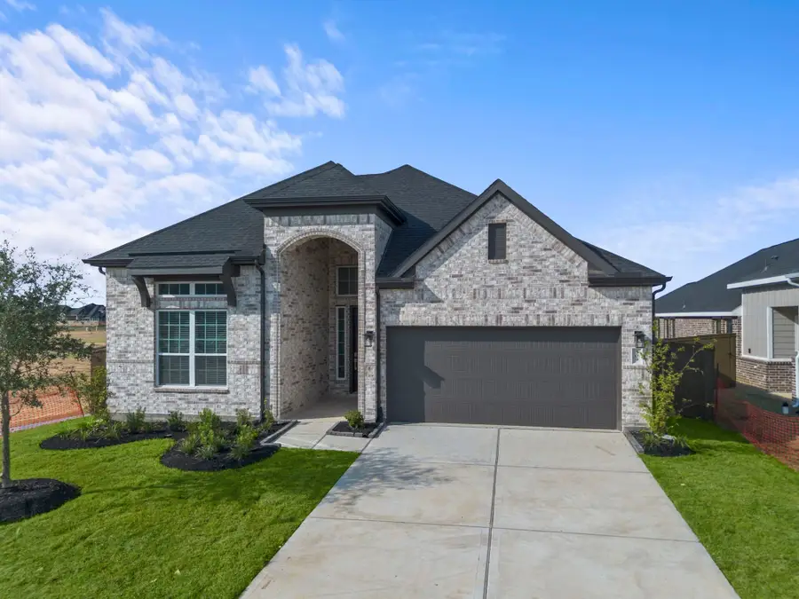 309 Goldeneye Duck Drive, Fort Worth, TX 77447 - Image #2