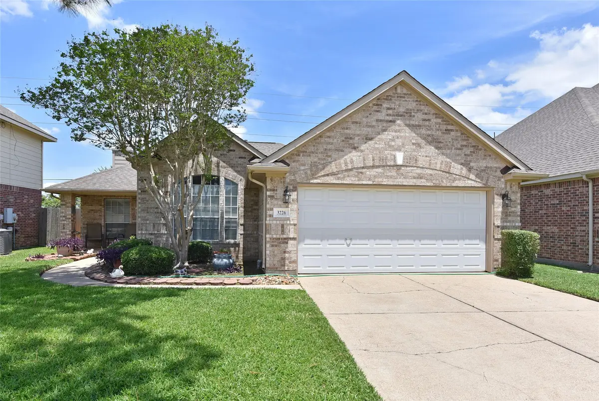 3226 Stratford Pointe Drive, Sugar Land, TX 77498 - #1